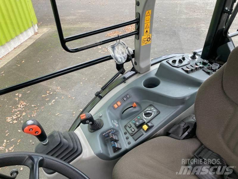 CLAAS NEXOS 240 M Traktorji