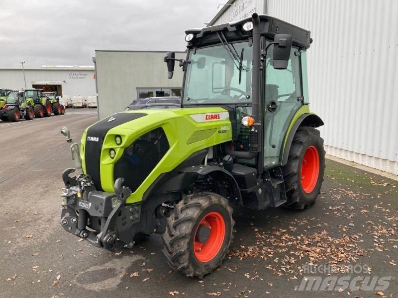 CLAAS NEXOS 240 M Traktorji