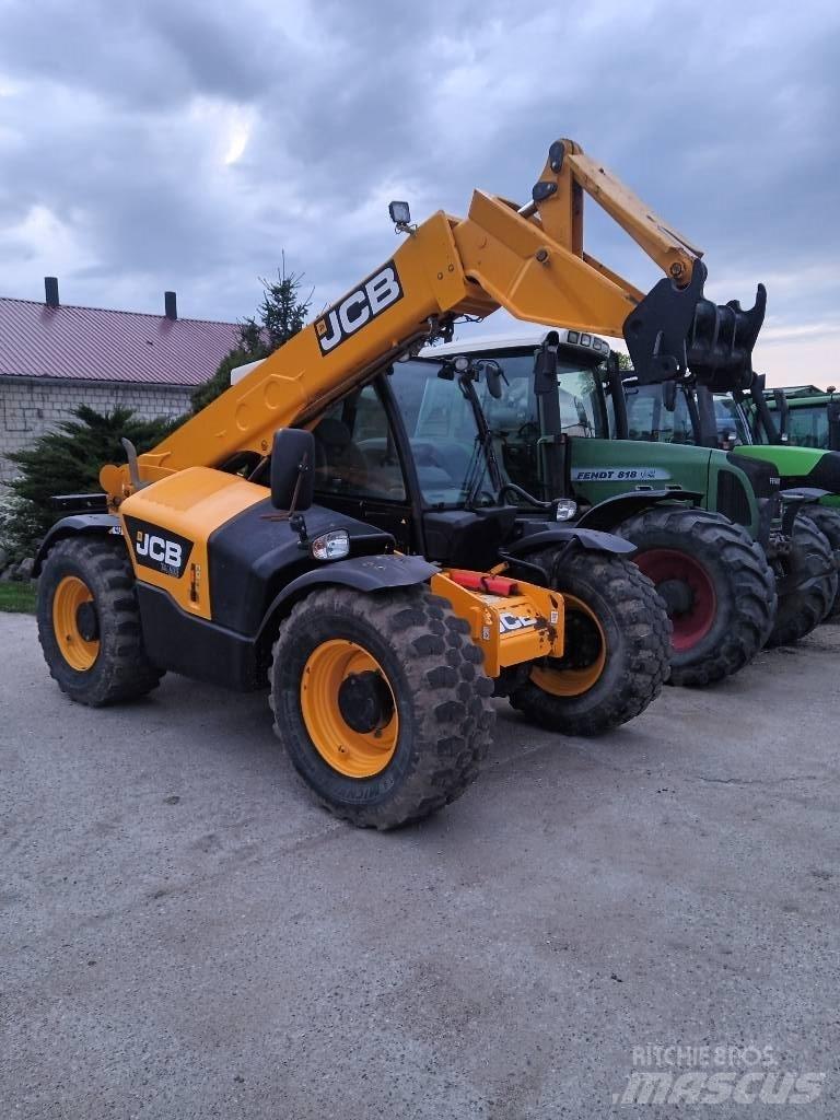 JCB 536 70 536 70 Teleskopski kolesni nakladalci