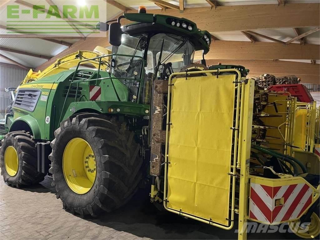 John Deere 9600 Stroji za krmo na lastni pogon
