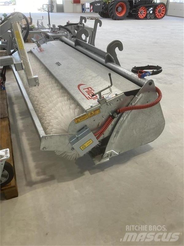 Fliegl Power Pro 260 Cestni pometači