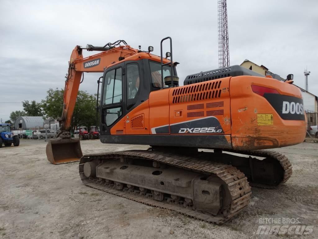 Doosan DX 225 LC-5 Bagri goseničarji