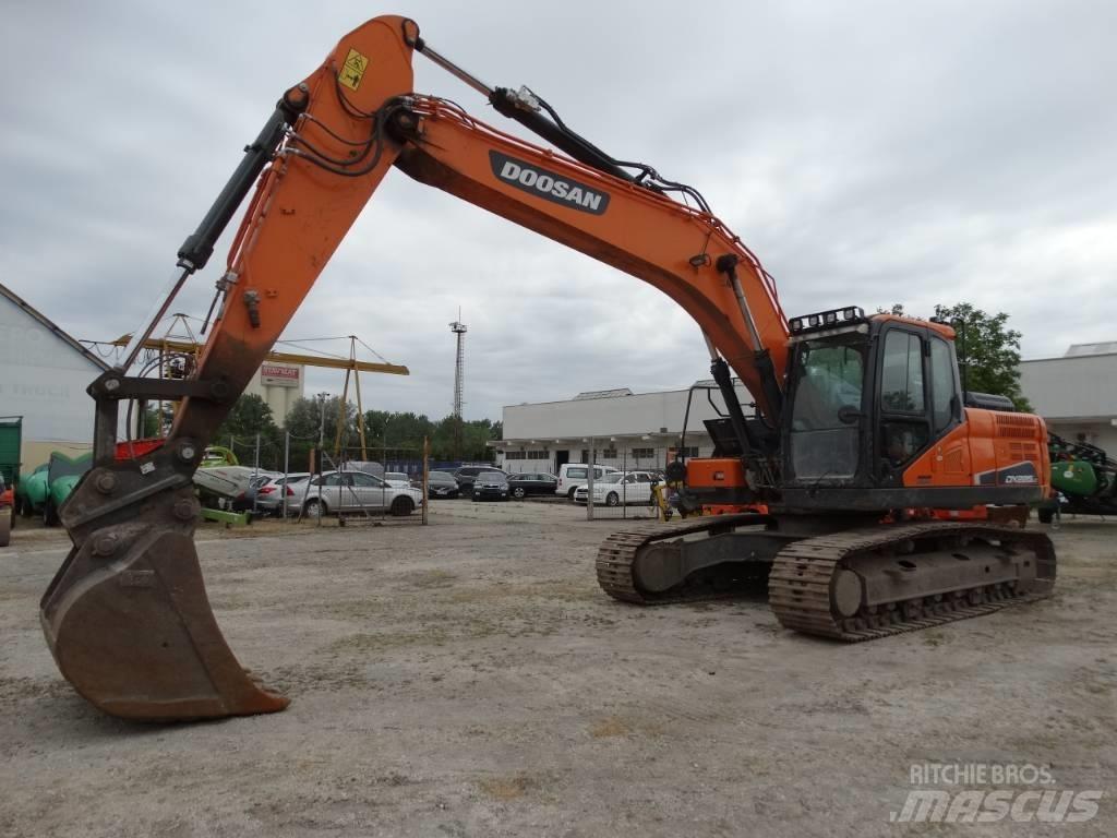 Doosan DX 225 LC-5 Bagri goseničarji