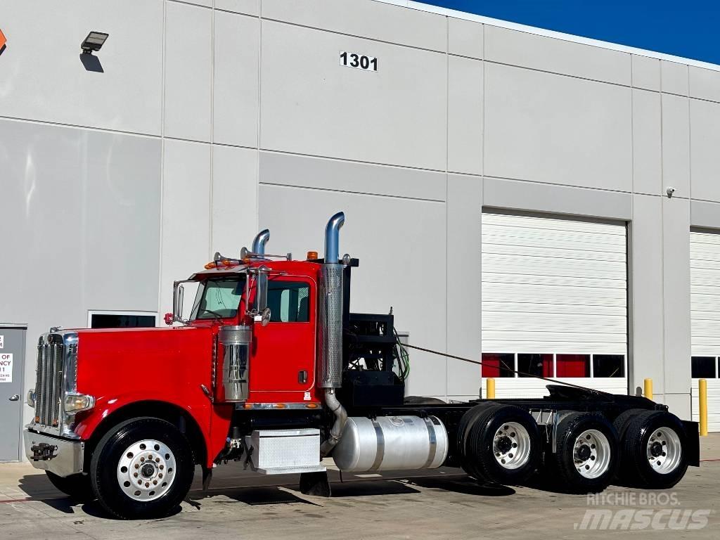 Peterbilt 388 Vlačilci