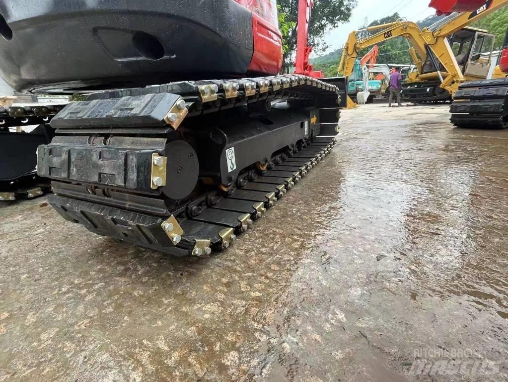 Kubota kx155 Bagri goseničarji