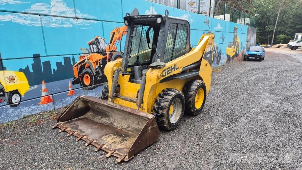 Gehl R 165 Skid steer mini nakladalci