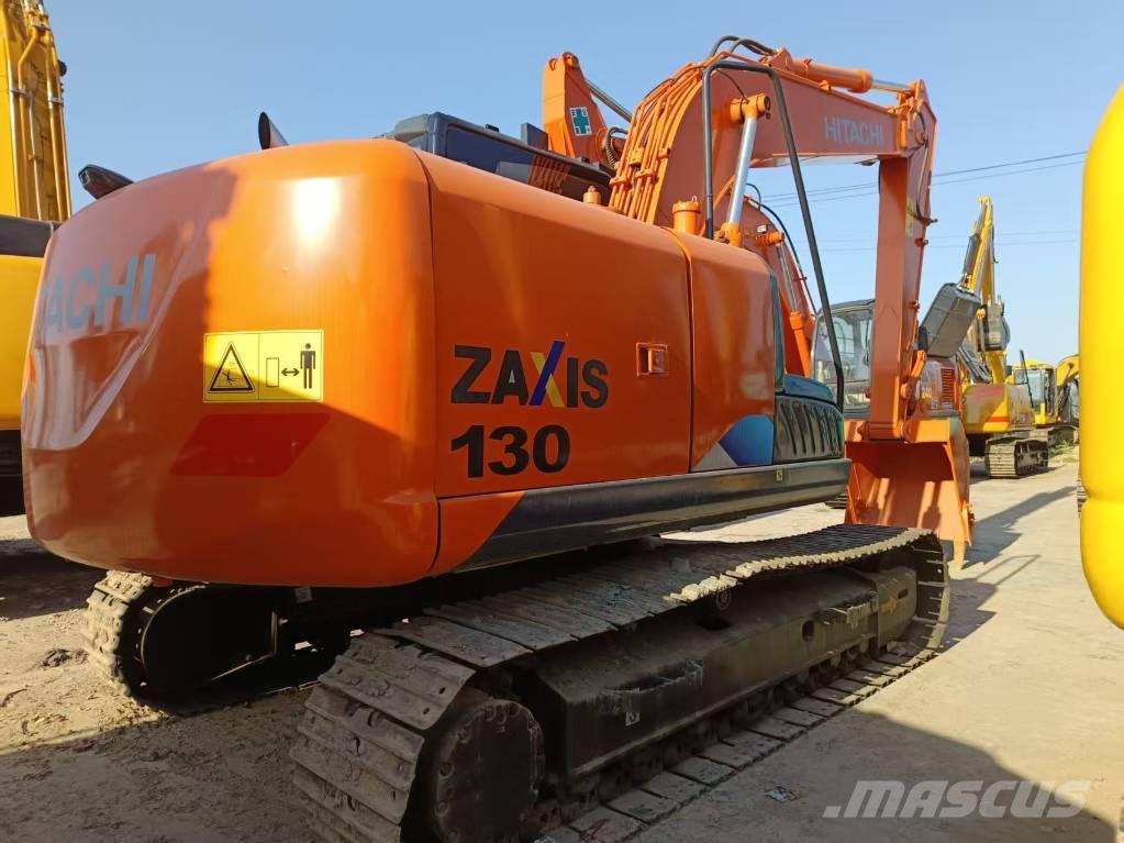 Hitachi ZX 130 Bagri goseničarji