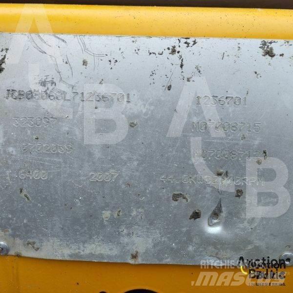 JCB 8060 Mini bagri <7t