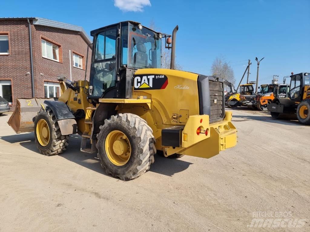 CAT 914 M Kolesni nakladalci