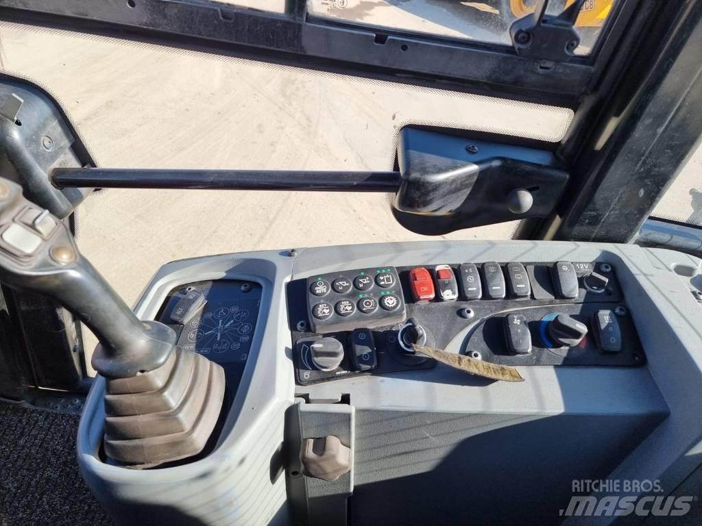 CAT 914 M Kolesni nakladalci