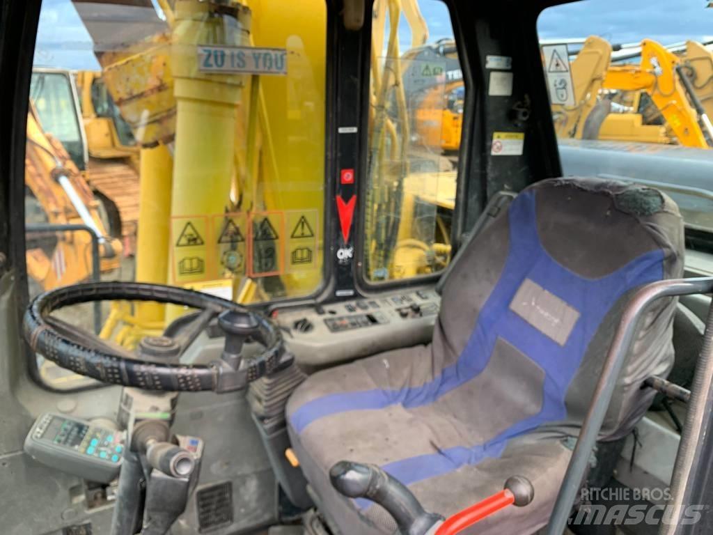 Komatsu PW 170 ES Bagri na kolesih