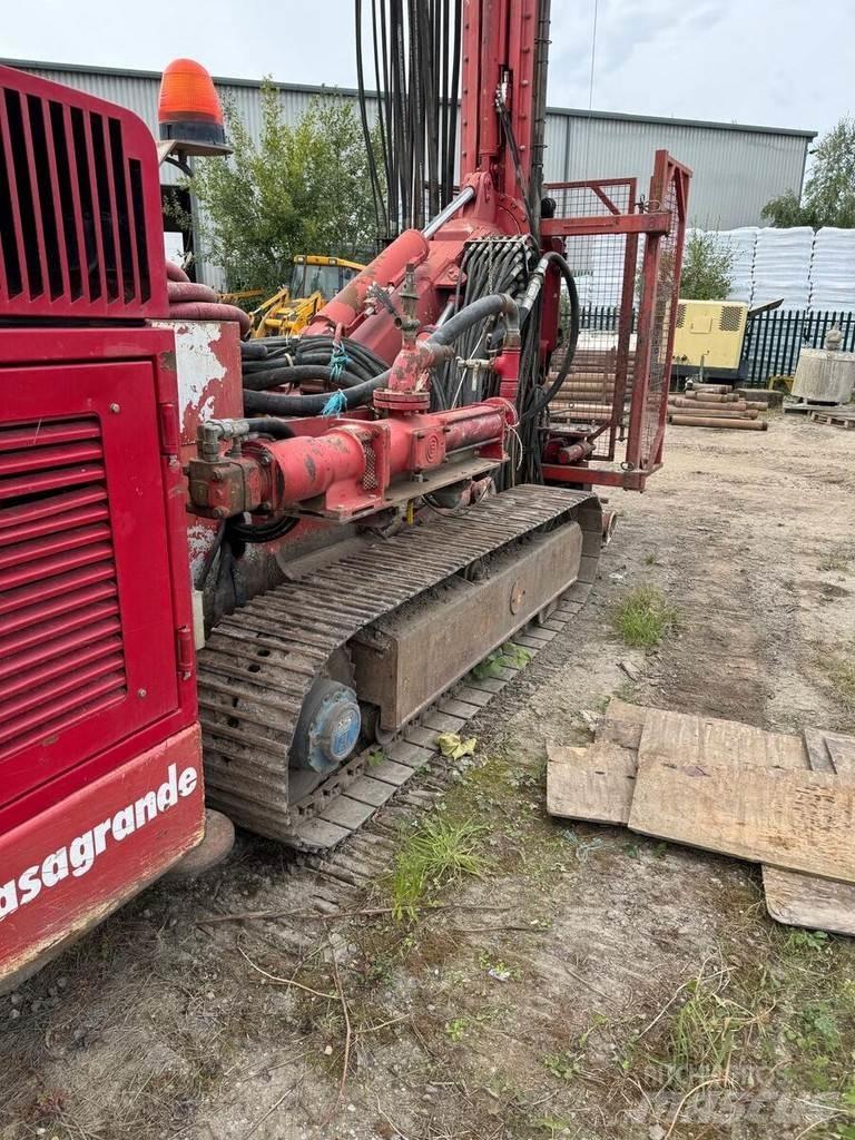 Casagrande C6 Težki vrtalni stroji