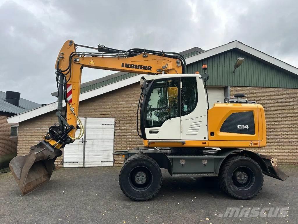 Liebherr A914 Bagri na kolesih