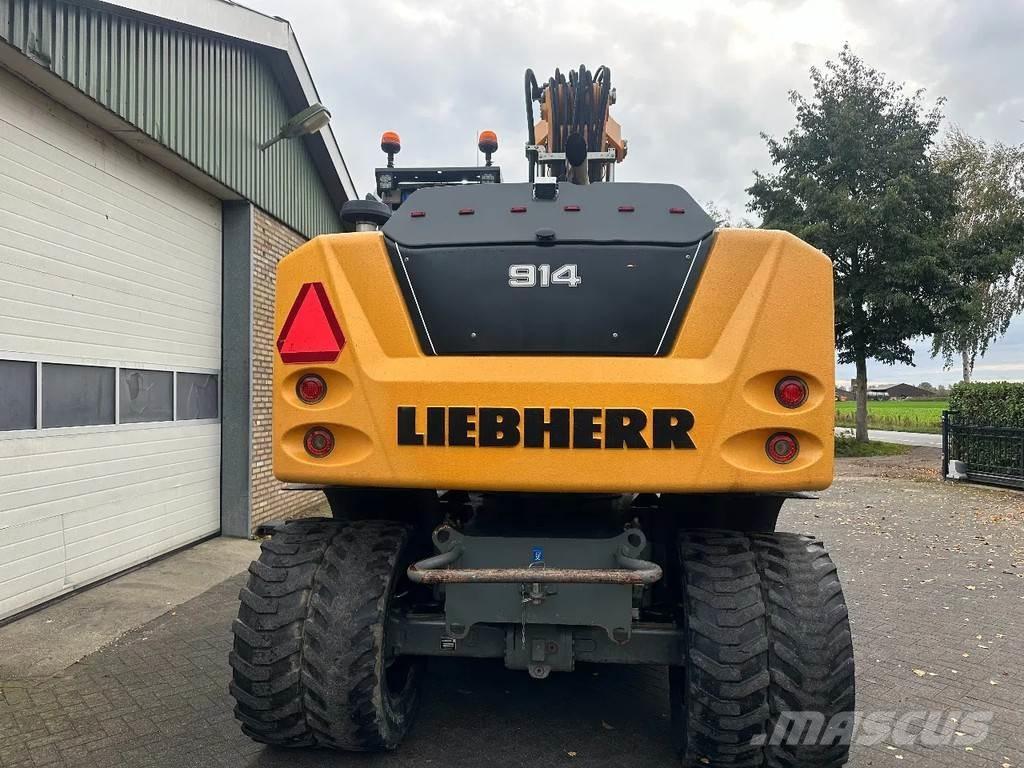 Liebherr A914 Bagri na kolesih