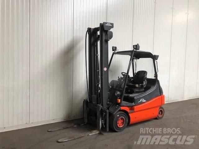 Linde E25-02 Električni viličarji