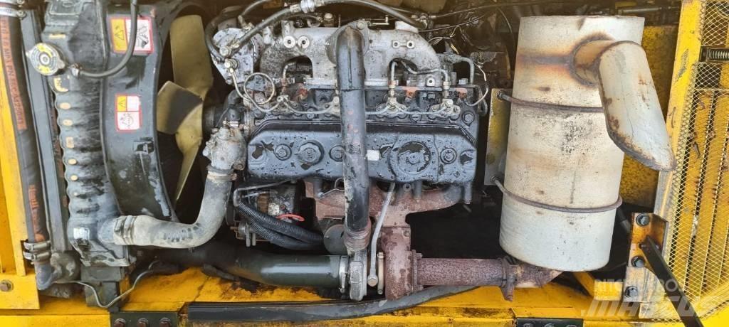 JCB JS 130 W Bagri na kolesih