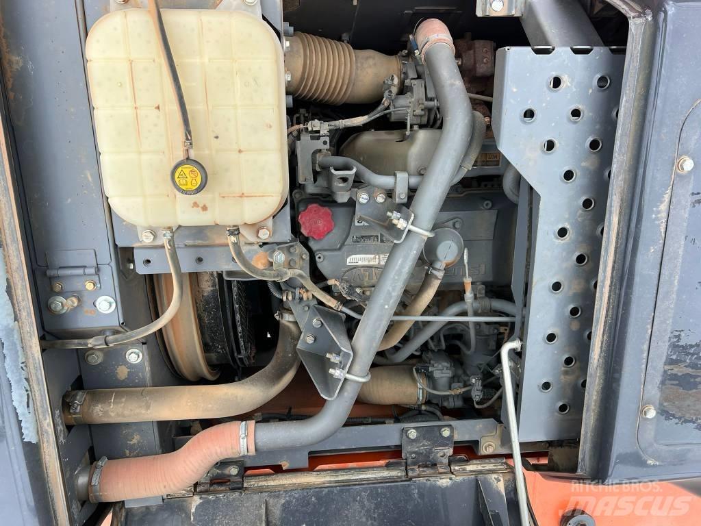 Hitachi ZX 210 LC-6 Bagri goseničarji