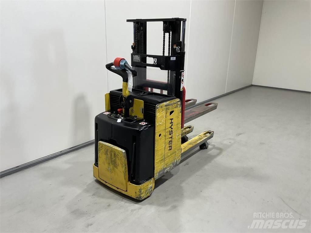 Hyster P2.0SD-17 Samopogonski ročni viličarji