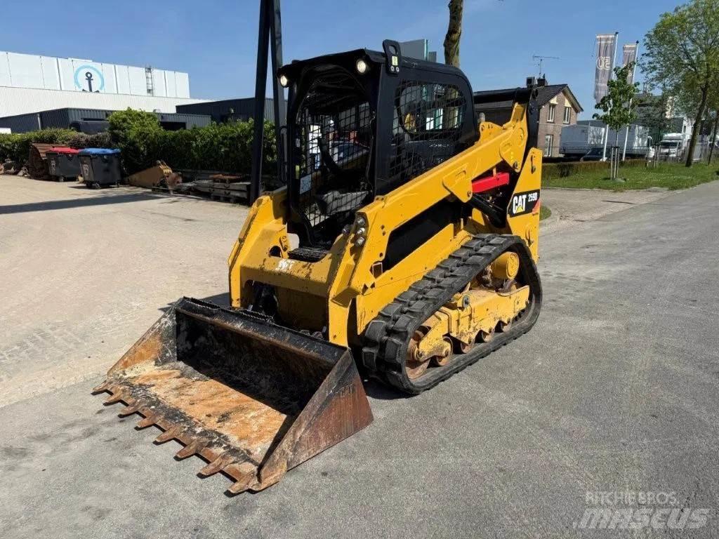 CAT 259D Skid steer mini nakladalci
