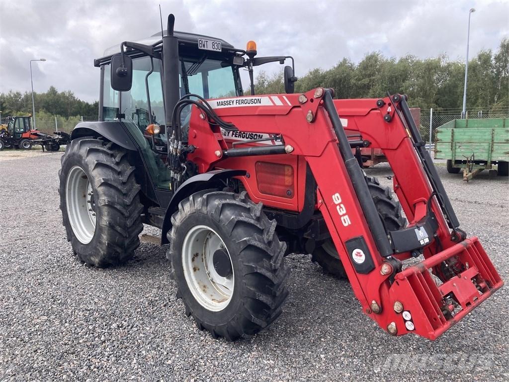 Massey Ferguson 4435 Traktorji