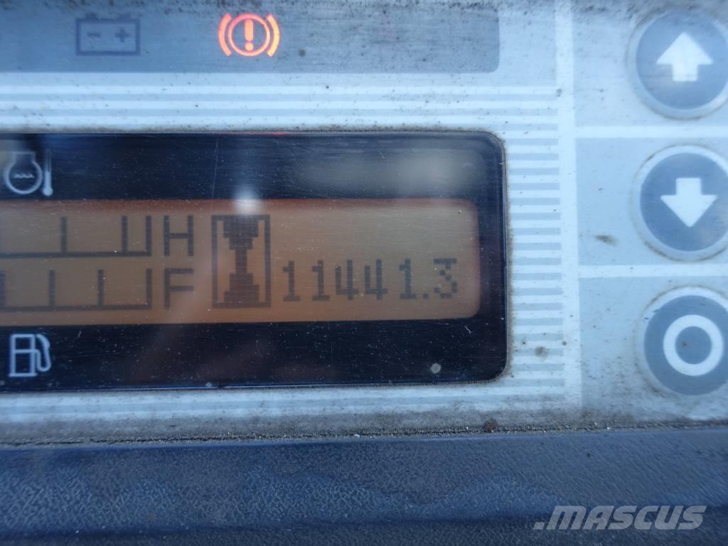 Nissan Y1D2A200 Dizelski viličarji