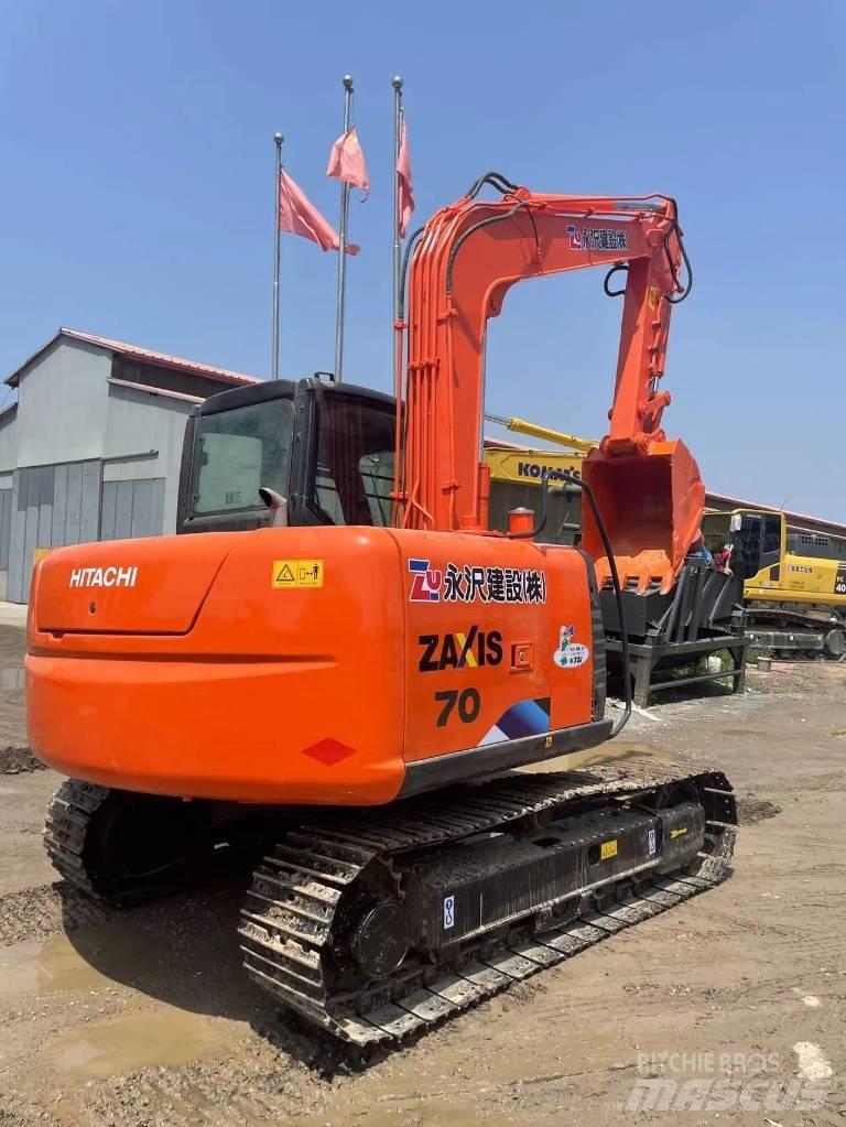 Hitachi ZX70 Bagri goseničarji