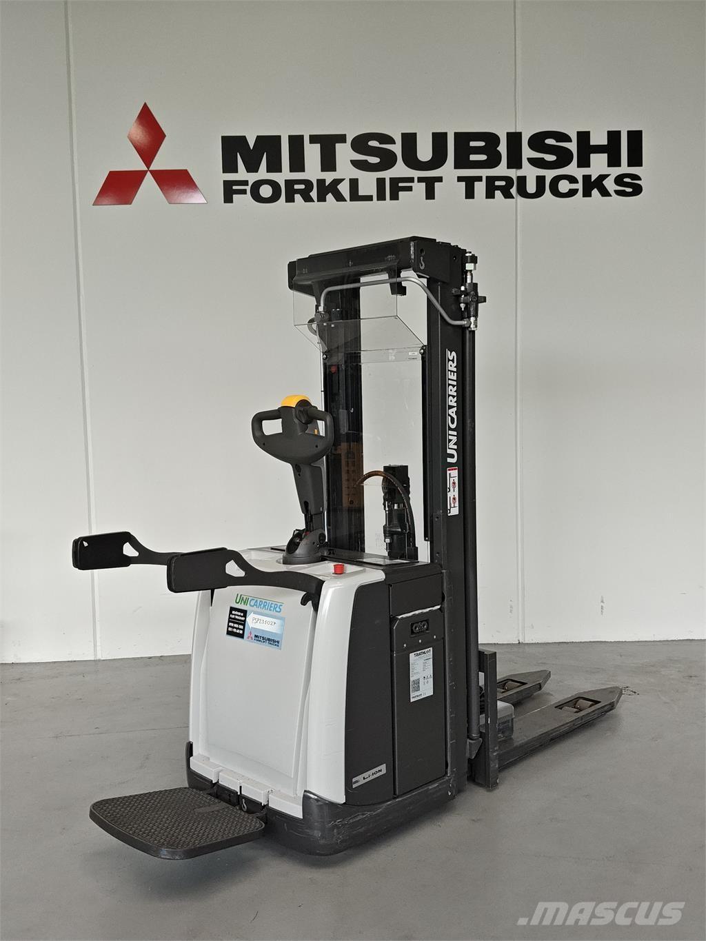 Atlet PSP160 Samopogonski ročni viličarji