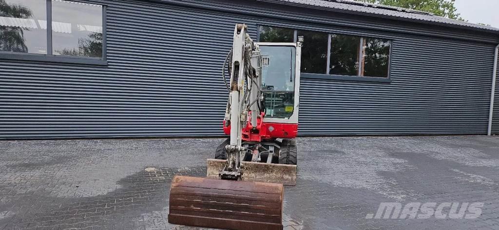 Takeuchi TB228 Mini bagri <7t
