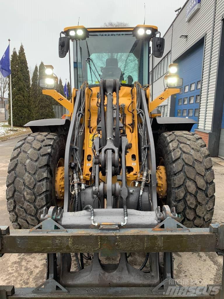 Volvo L70H Kolesni nakladalci
