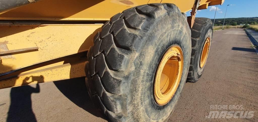 Volvo A 40 F Zglobni demperji