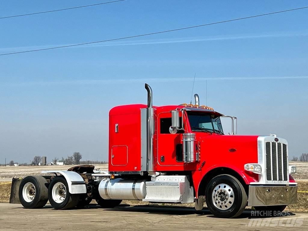 Peterbilt 388 Vlačilci