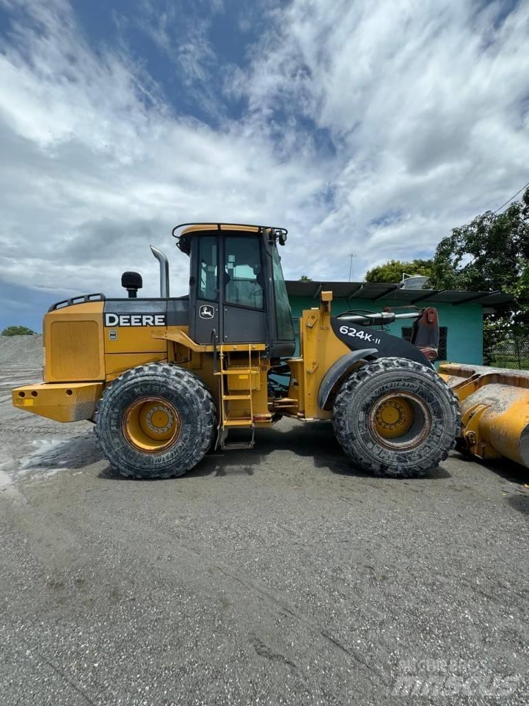 John Deere 624k-II Kolesni nakladalci