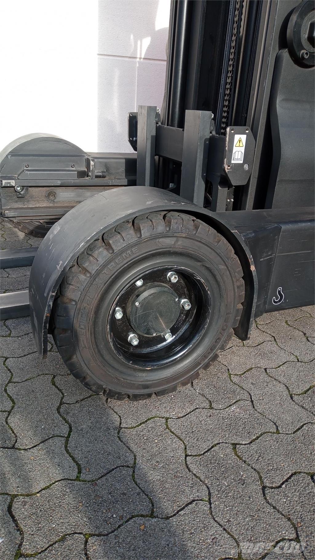 Toyota RRE160HR Viličarji s pomičnim teleskopom