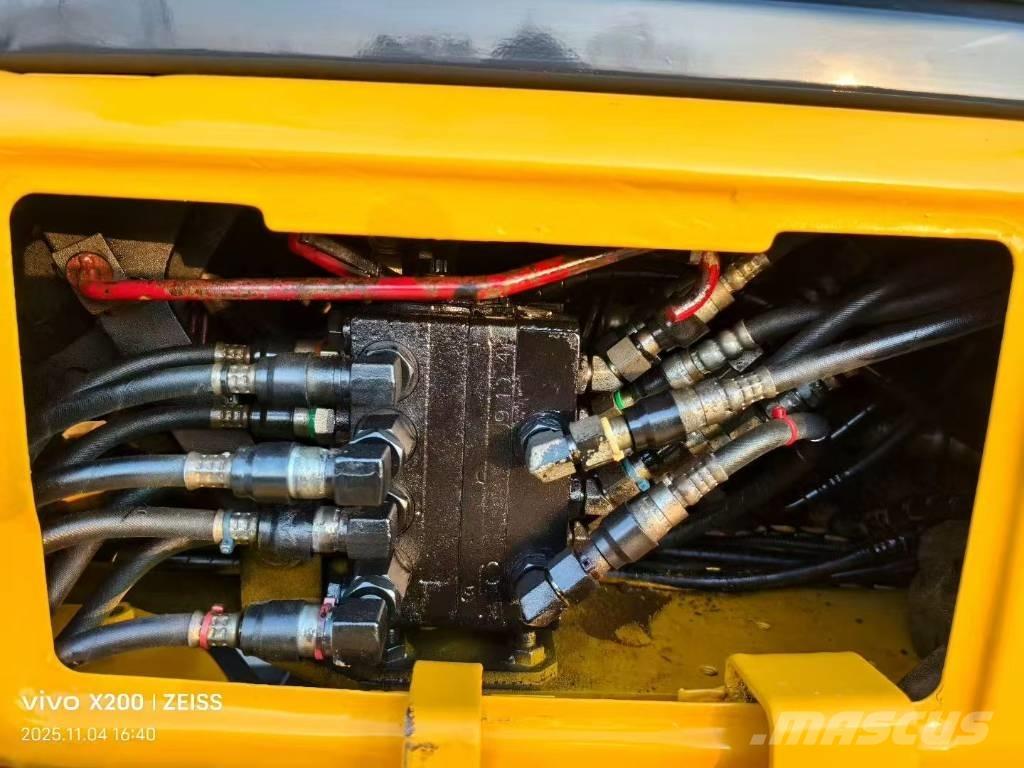 Komatsu PC 40 MR Mini bagri <7t