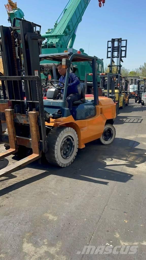 Toyota 5 ton Dizelski viličarji
