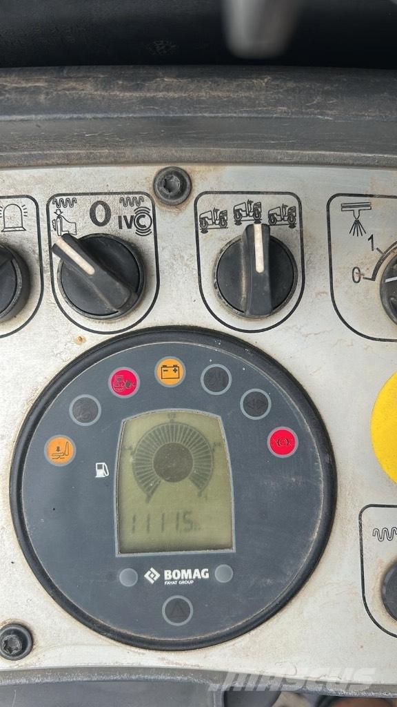 Bomag BW 120 AD-5 Dvojni valjarji