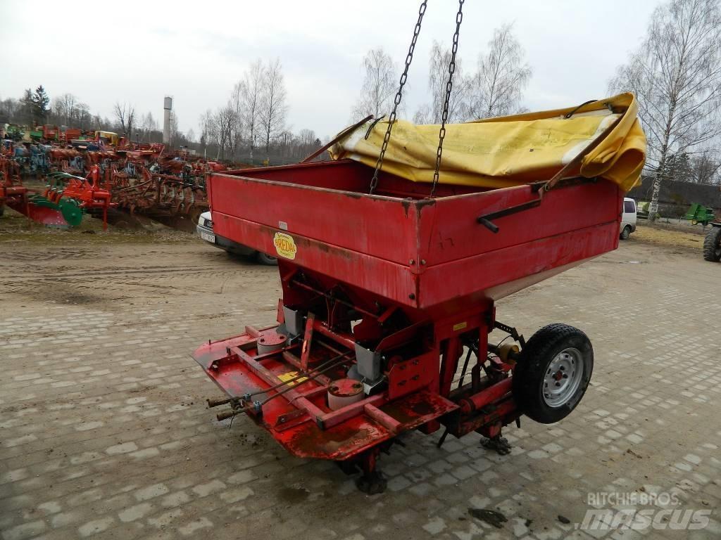 Bredal B 2 Trosilniki mineralnega gnojila