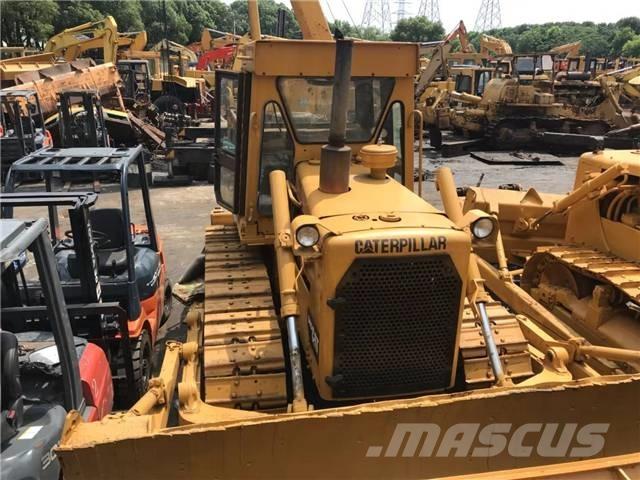 CAT D 6 D Buldožerji goseničarji