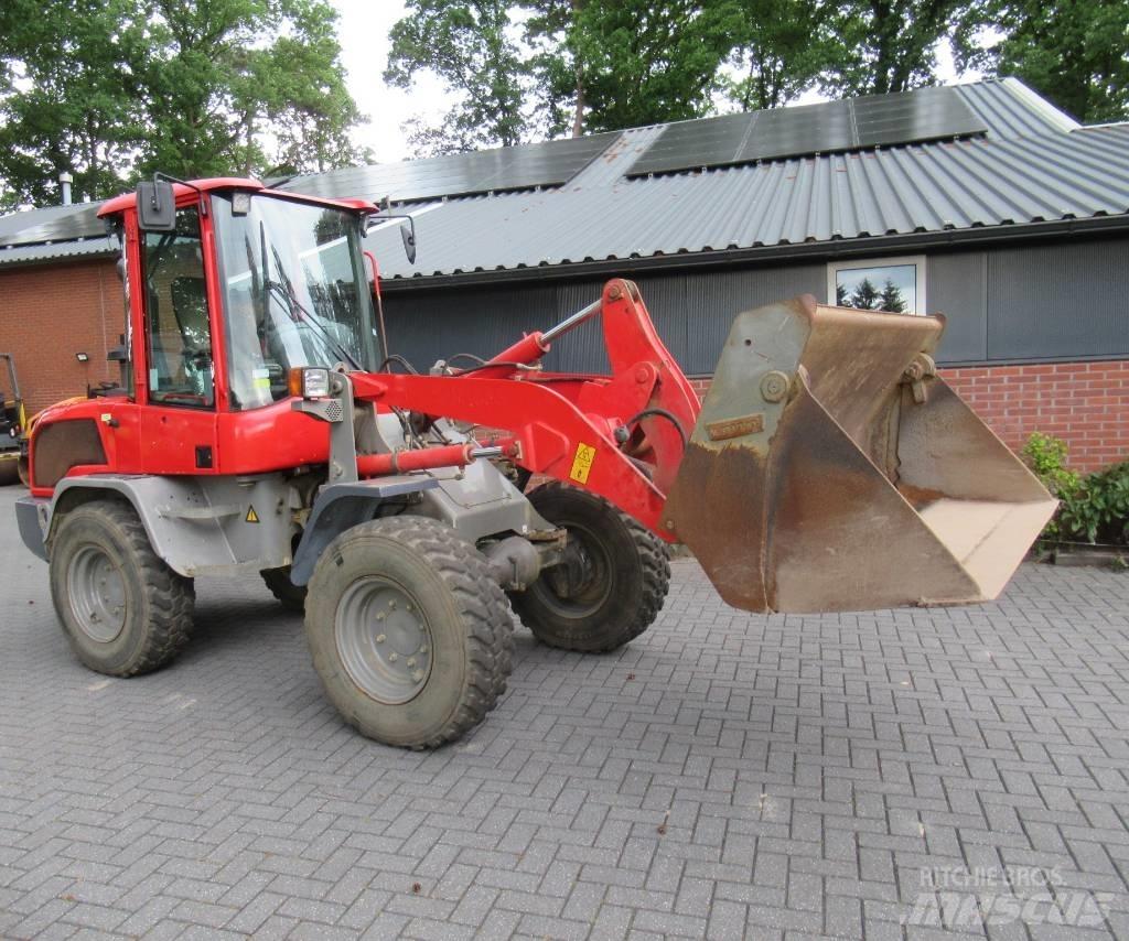 Volvo L 30 G Kolesni nakladalci