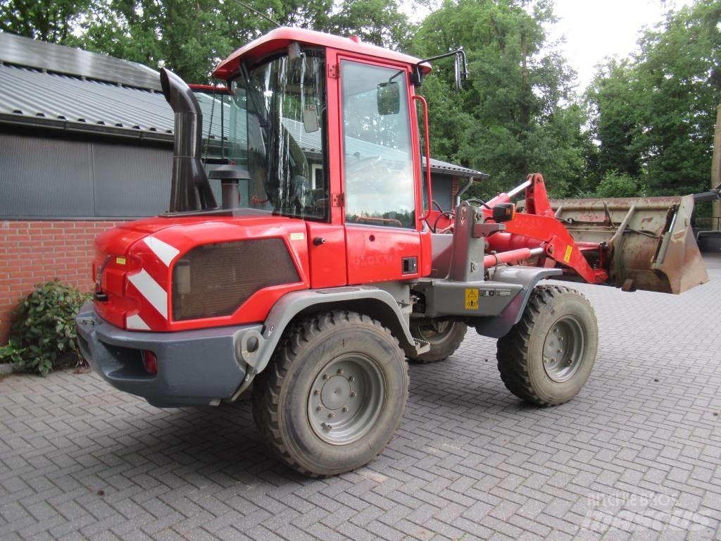 Volvo L 30 G Kolesni nakladalci