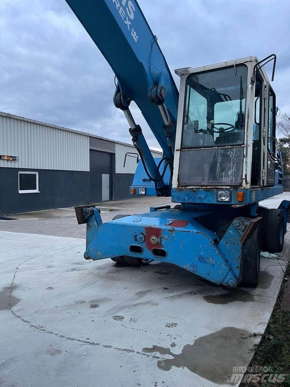 Fuchs MHL 331 Bagri na kolesih
