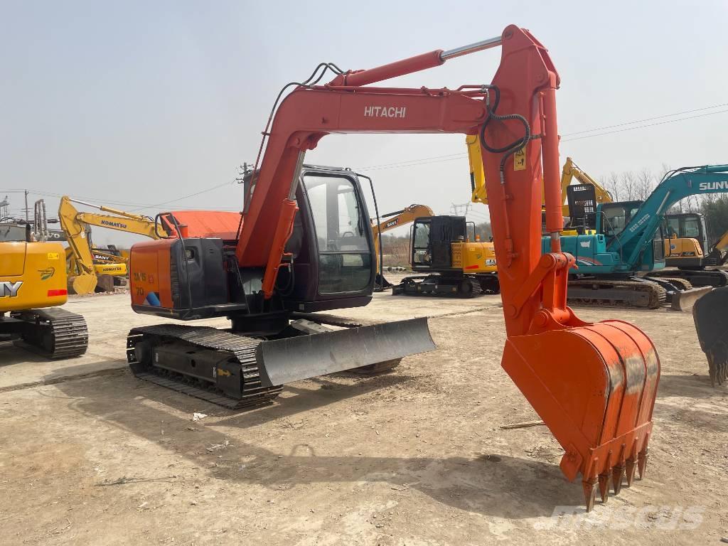 Hitachi ZX 70 Midi bagri 7t – 12t