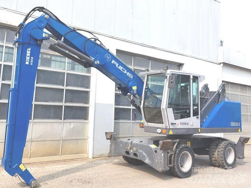 Fuchs MHL 320 F Bagri za prekladanje primarnih/sekundarnih surovin