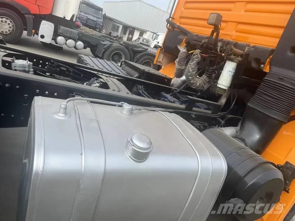 Shacman F3000 6x4 Vlačilci