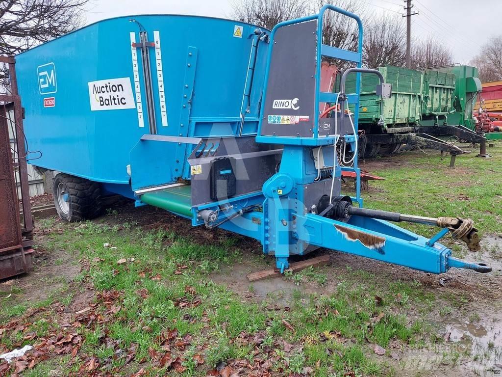  EUROMILK FXX 1600 Mešalne hranilnice