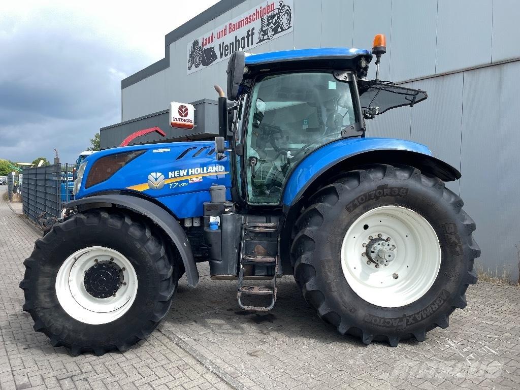 New Holland T 7.230 Traktorji