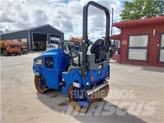 CAT CB 22B Dvojni valjarji