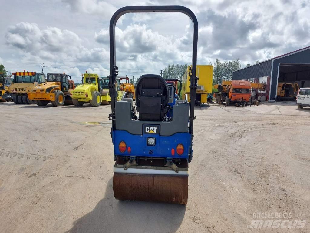 CAT CB 22B Dvojni valjarji