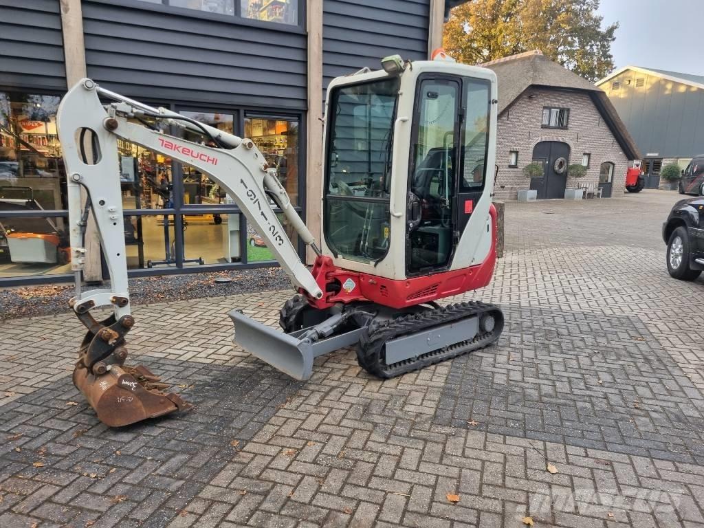 Takeuchi TB 216 Mini bagri <7t
