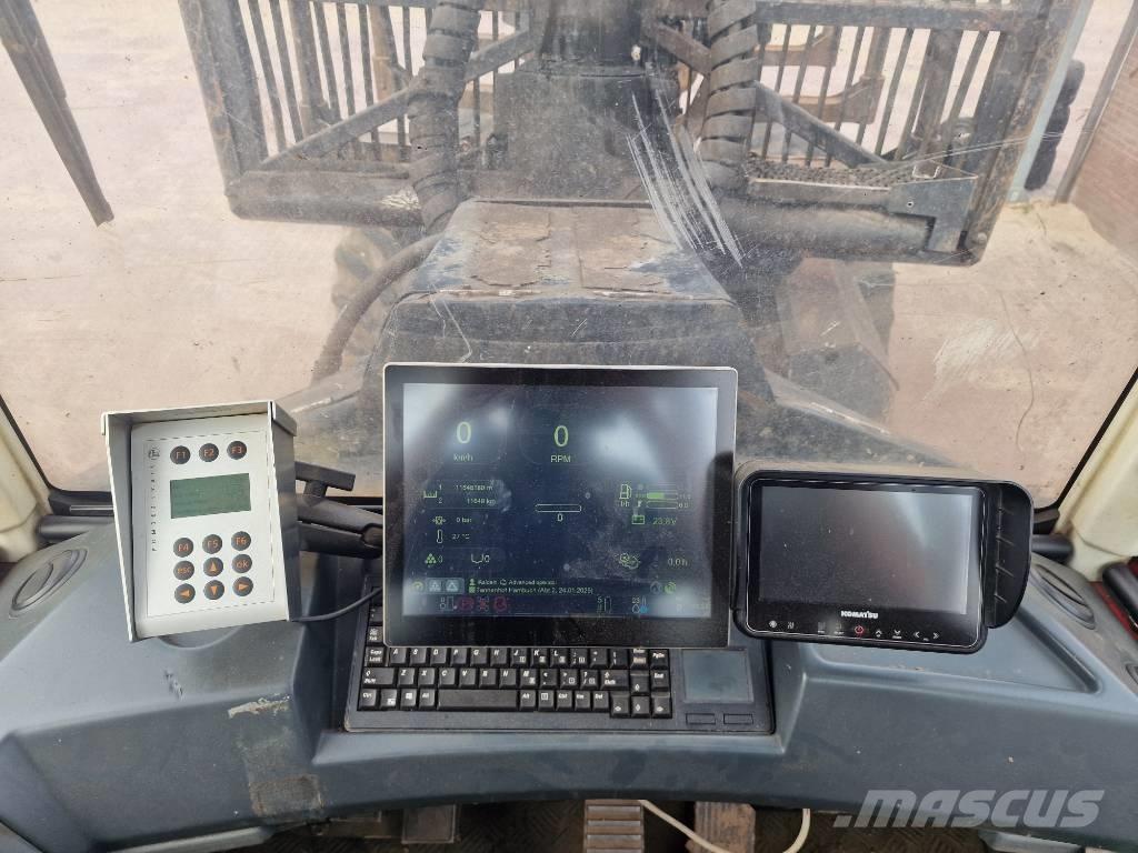 Komatsu 855 Forwarderji